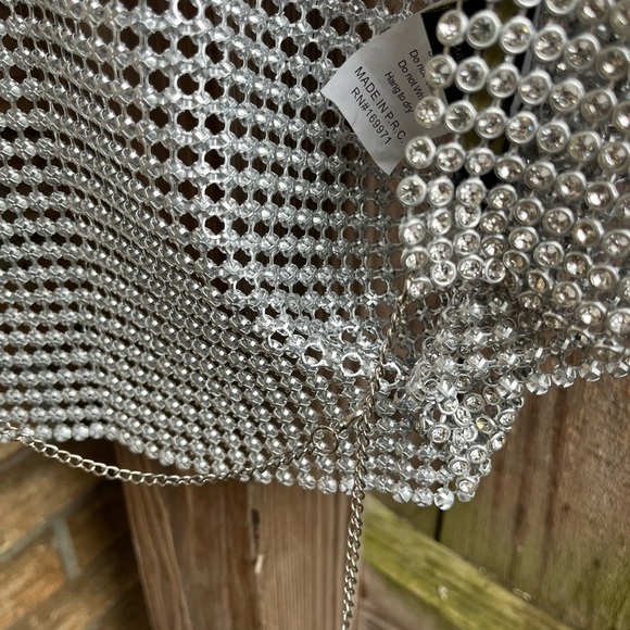 House of Harlow 1960 Diamond Mesh Cropped Top Open Back - Picture 5 of 6